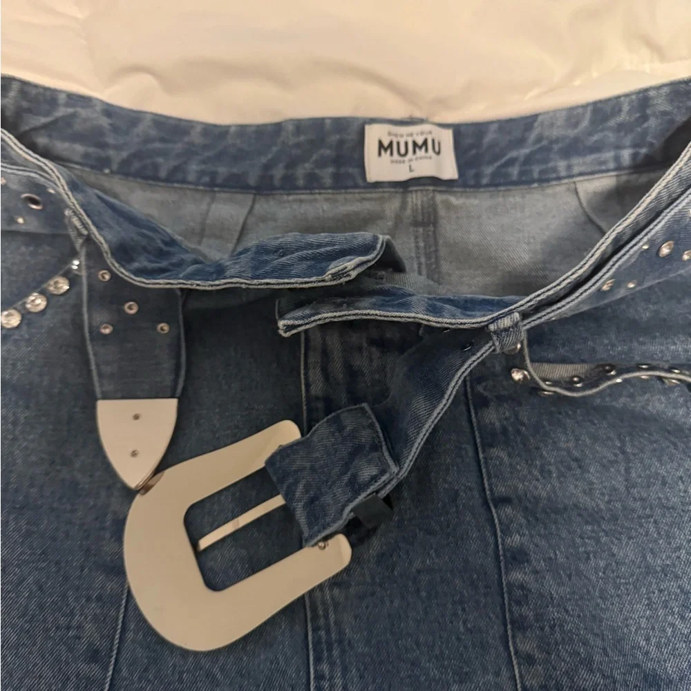 Show me your Mumu Shania Denim Mini Skirt with Rhinestone Buckle - Picture 4 of 4